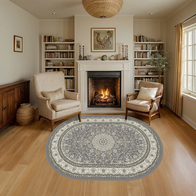 Tapis oriental gris / crème Attell, Ovale 6 pi 7 po x 9 pi 6 po