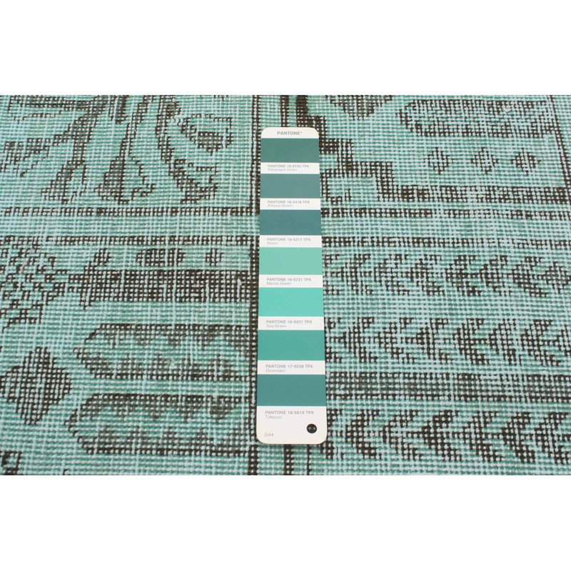 Tapis turquoise à transition de couleur 5 pi 6 po x 8 pi 5 po