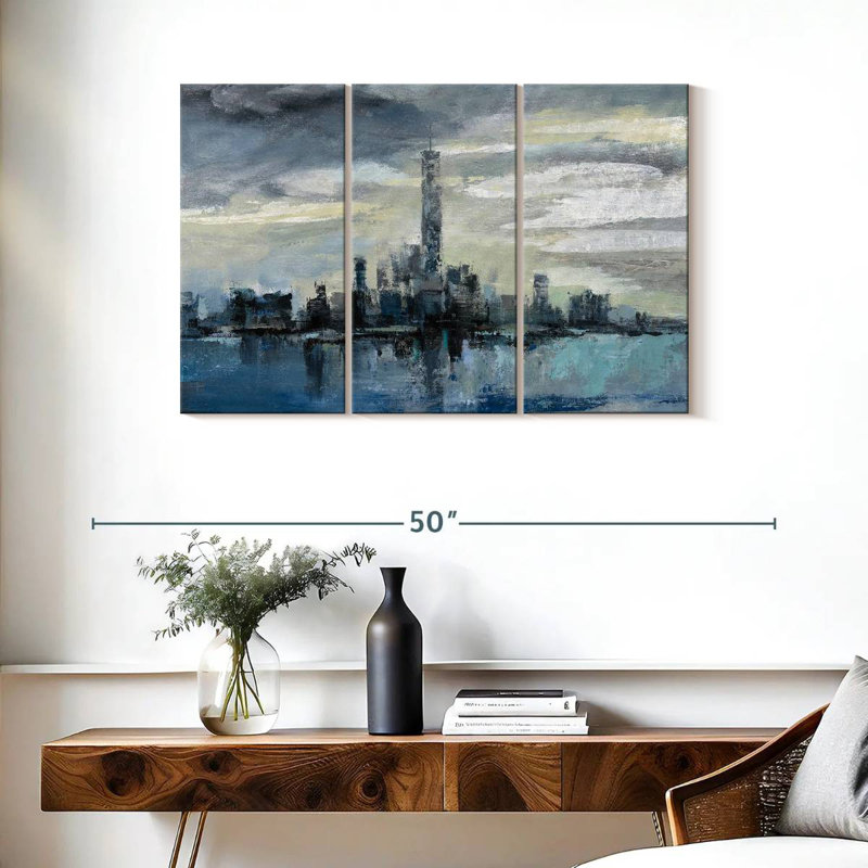 Sireci Manhattan Winter, 24" H x 38" W