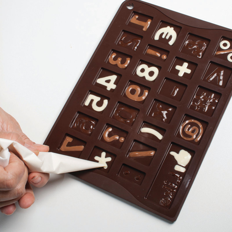 Moulure en chocolat cuisivin numbers Pavoni