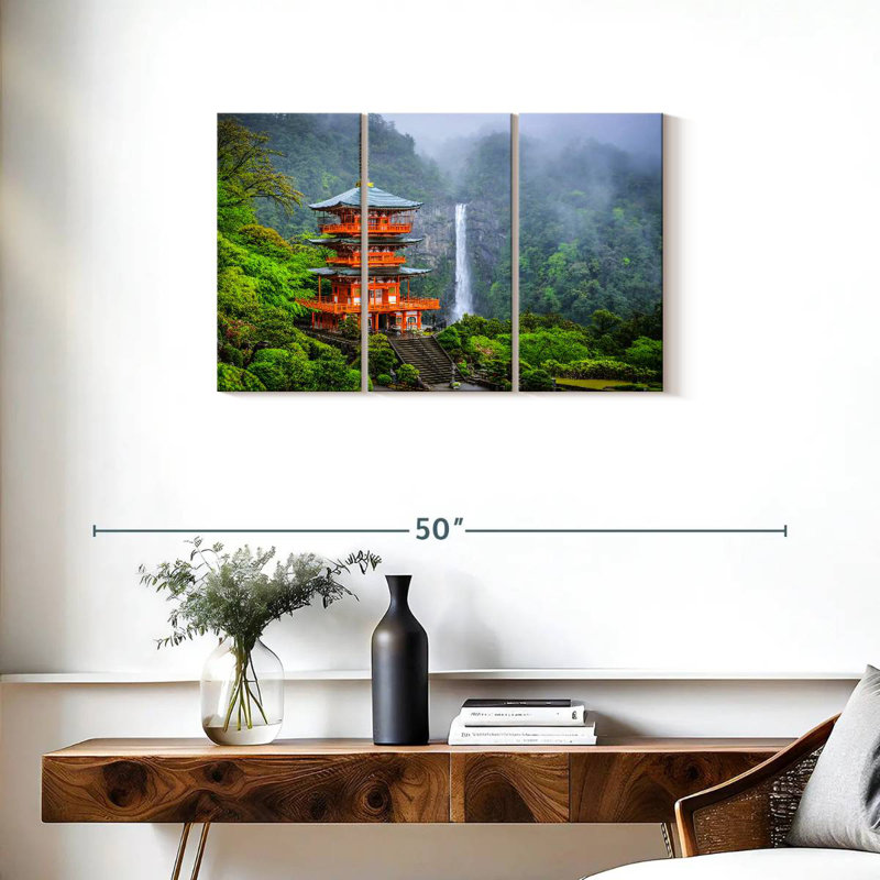 Sanctuaire Adella Nachi Taisha, H 20 po x l 33 po