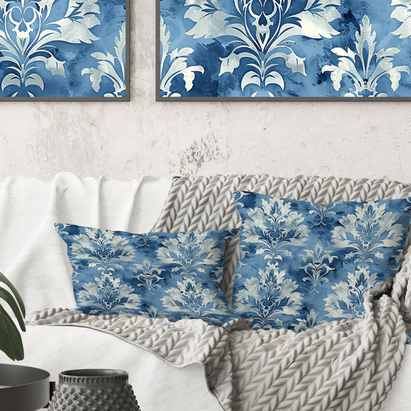 Coussin lombaire floral bleu pastel II, H 16 po x l 16 po, Carrée