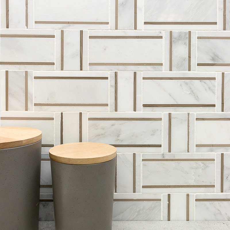 Carrelage mural mosaïque en marbre tressé de taille aléatoire Mingle