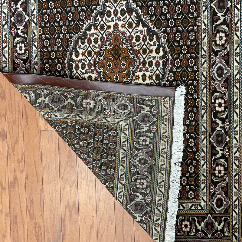 Tapis en laine fabriqué à la main Tabriz