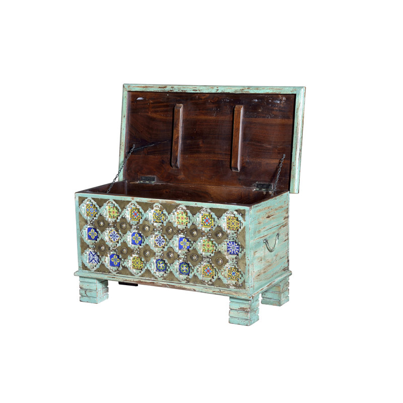 Benslimane Accent Trunk
