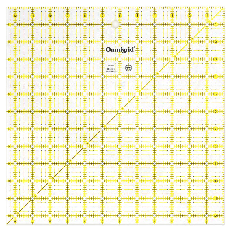 Règle de courtepointe et à coudre carrée 12-1 / 2 po x 12-1 / 2 Omnigrid