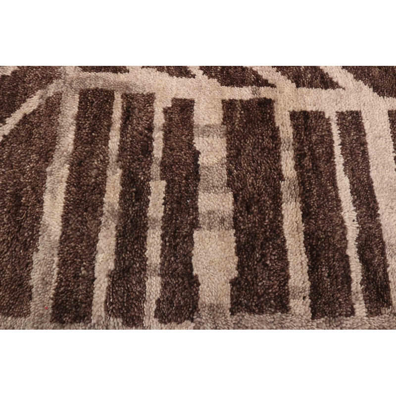 Tangier  Brown Rug 5'0" x 7'10"