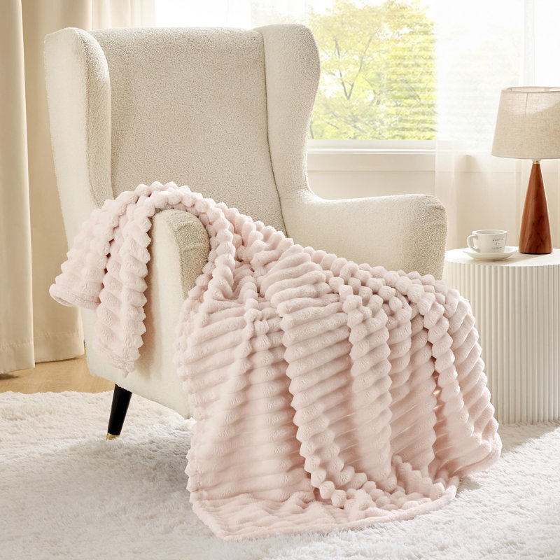 Bedsure Blanket For Couch - Super Soft Cozy Blankets, Cute Small Fleece Blanket, Throw, Crystal Pink