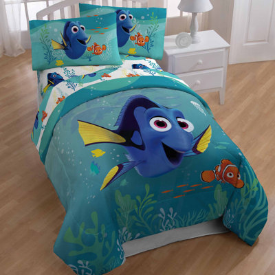 Finding Dory Greenguard Gold Certified Floral Polyester Toddler Comforter / Duvet