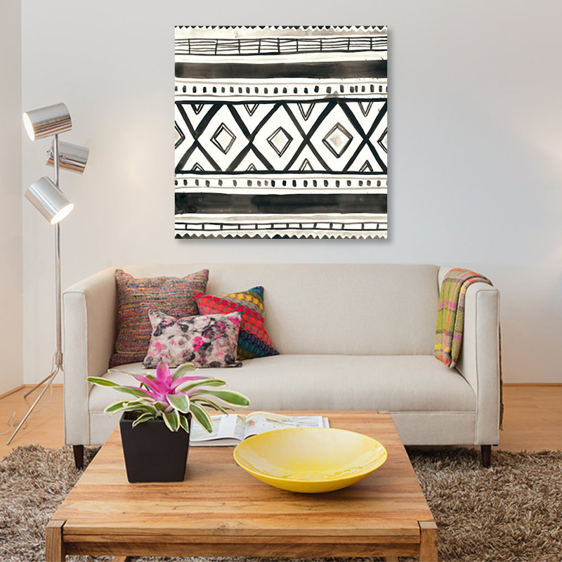 «Tribal Echo III» par June Erica Vess - reproduction, H 37 po x l 37 po x P 1,5 po, Toile tendue