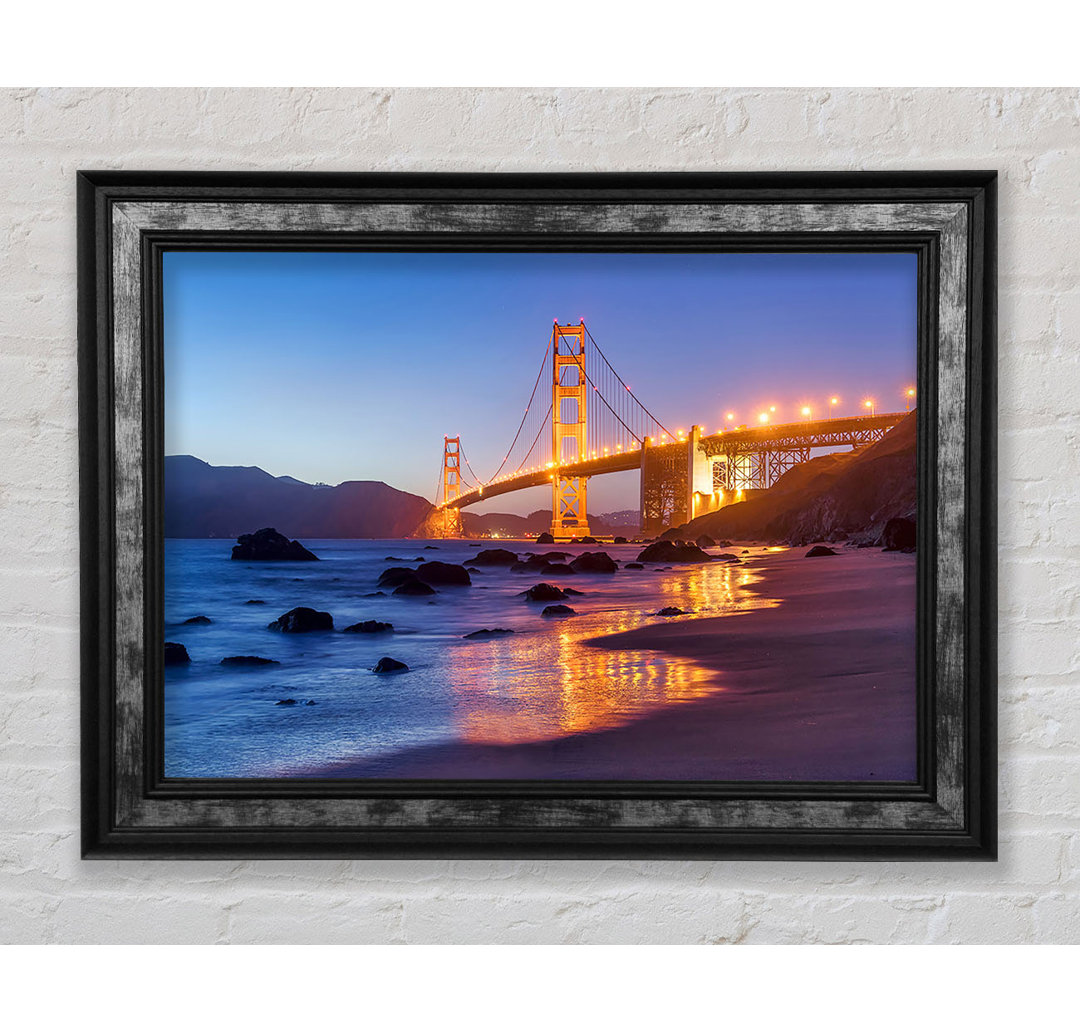 Golden Gate Bridge Atemberaubendes Lichtglühen Gerahmter Druck