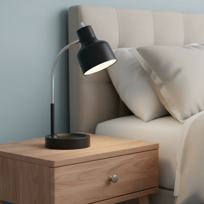 Matte Black LED Desk Lamp With A Built-In Universal Base For Stable Compatibility; Integrated AC Power Socket For Convenient Power Supply; Ideal For Office And Study Lighting.