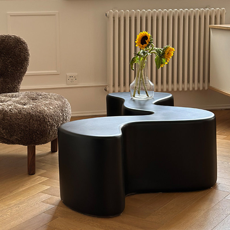 Table basse simple de style crème, Noir mat, H 14,17 po x L 47,24 po x l 27,55 po