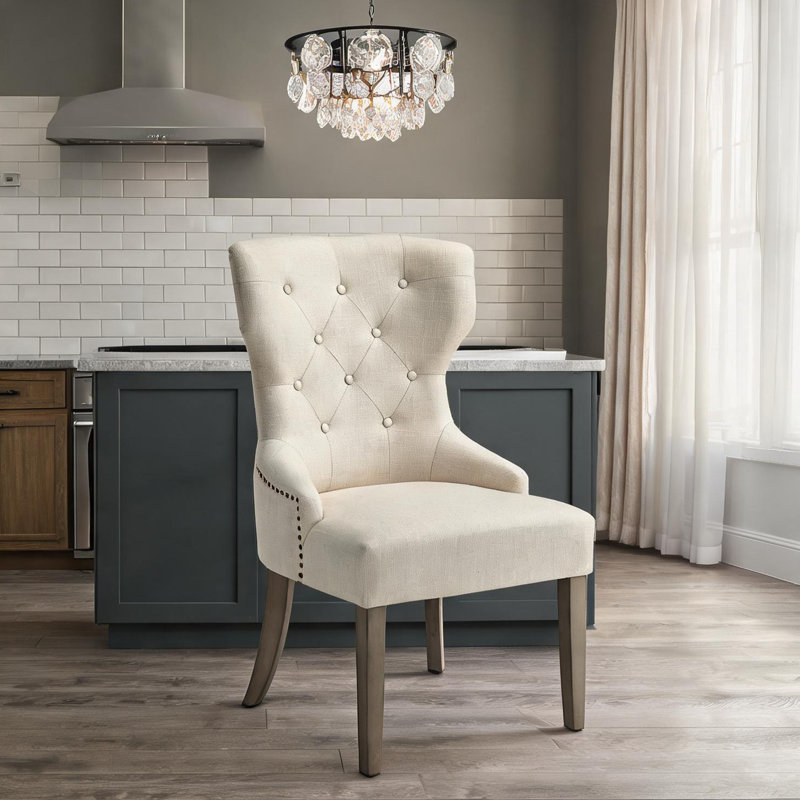 Chaise capitonnée