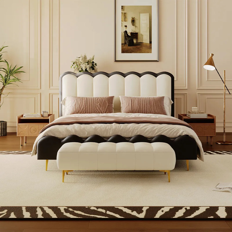 Lit tapissier courbé en cuir, cadre de lit plateforme très grand noir et beige avec support en lattes de bois, aucun sommier requis, assemblage facile