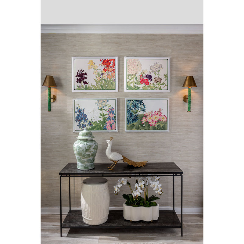 Jade 1 - Light Wallchiere