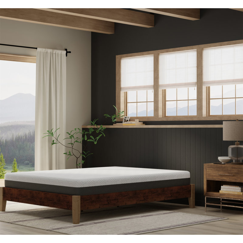 Matelas ferme Omne Fria avec technologie de refroidissement, Très grand simple, 8"
