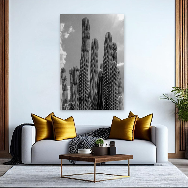 «Where Cacti Thrive - Art contemporain monochrome de plante de désert de cactus, H 60 po x l 40 po