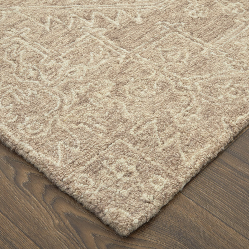 Eton Oriental Indoor Rug, Rectangle 5' x 8'