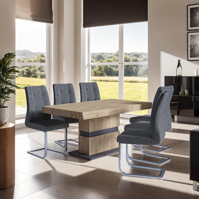 Datrick Extendable Oak Dining Table