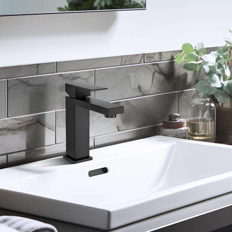 Single-Hole Bathroom Faucet with Drain Assembly, Black