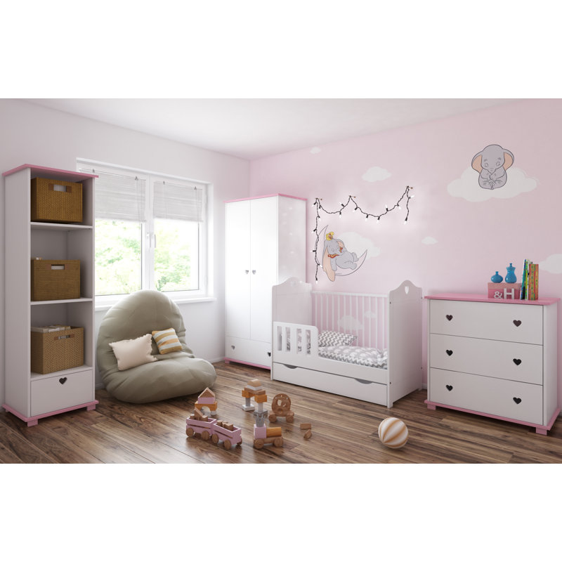 Ila Cot Bed, Yes
