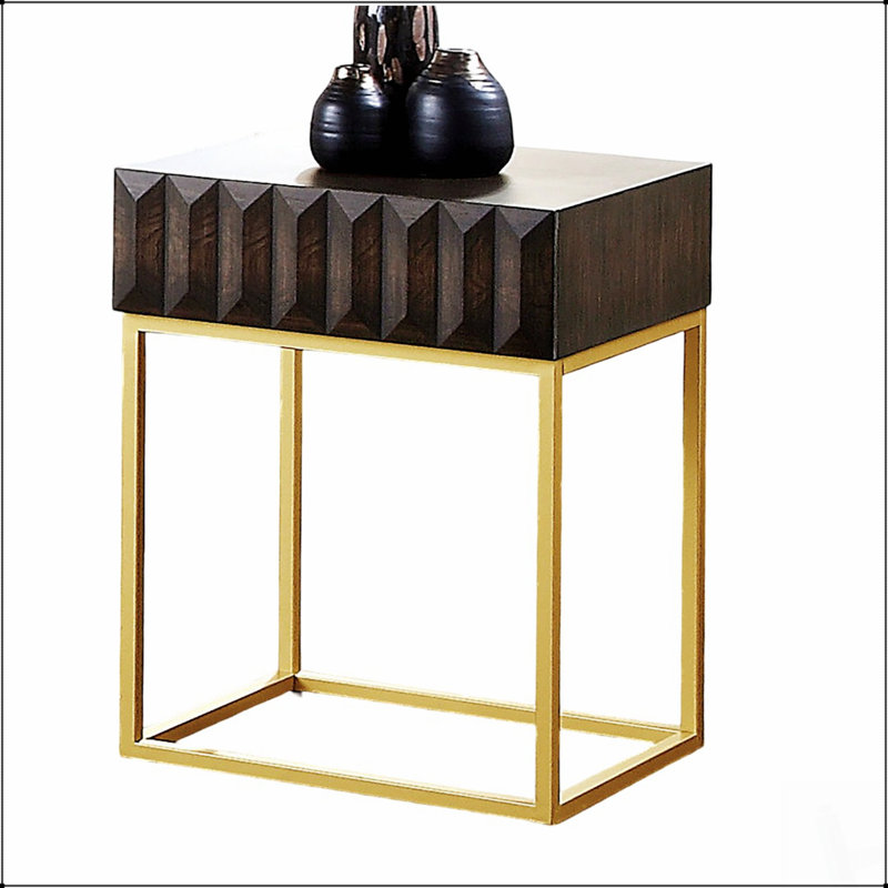 Table d'appoint de style contemporain avec structure en métal, tiroirs dissimulés, pieds en acier doré et finition noyer pour les espaces de vie modernes