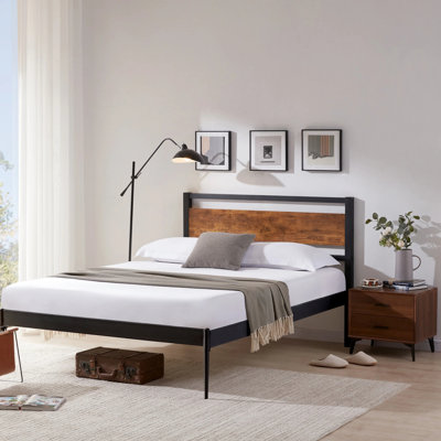 Rustic Headboard - Classic Country Style Design | Medium-Density Fiberboard Construction | Quick Assembly | 264 Lbs Weight Capacity | Vintage Brown Fi