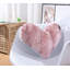 Coussin en forme de cœur rose Dusty Rose, coussin décoratif décoratif en fausse fourrure