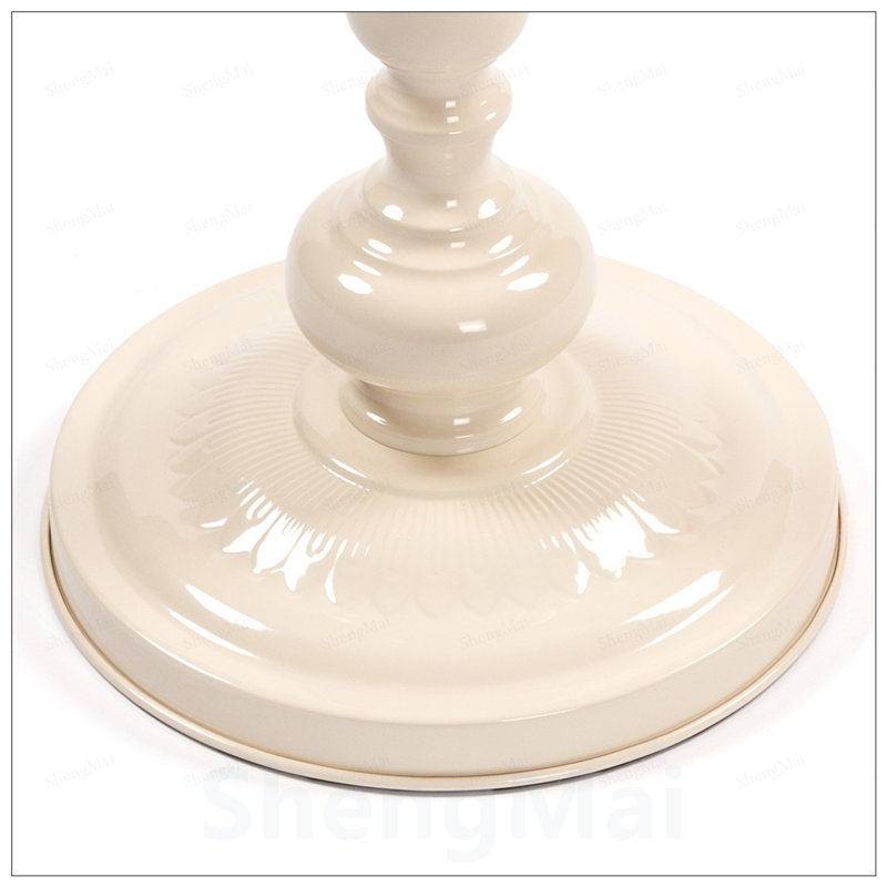 Table basse vintage en métal, table d'appoint ronde pour petits espaces, table d'appoint durable et élégante pour le salon et la chambre à coucher