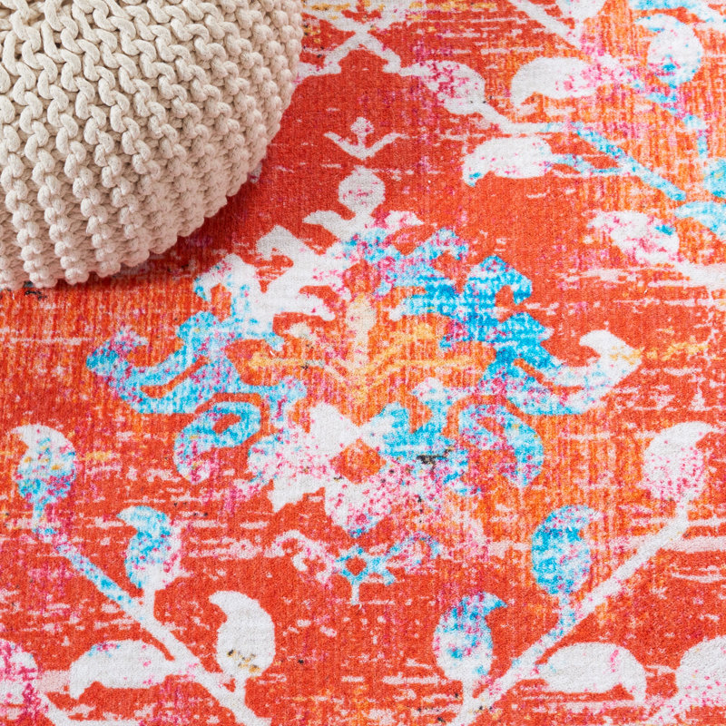 Gurfaan Riviera Performance Machine Washable Floral Rug, Round 6'7"