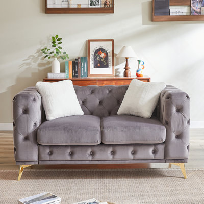 61.25-inch Deluxe Velvet Sofa with Chesterfield Tufted Buttons, 2 Pillows, and Metal Feet for Elegant Living Spaces