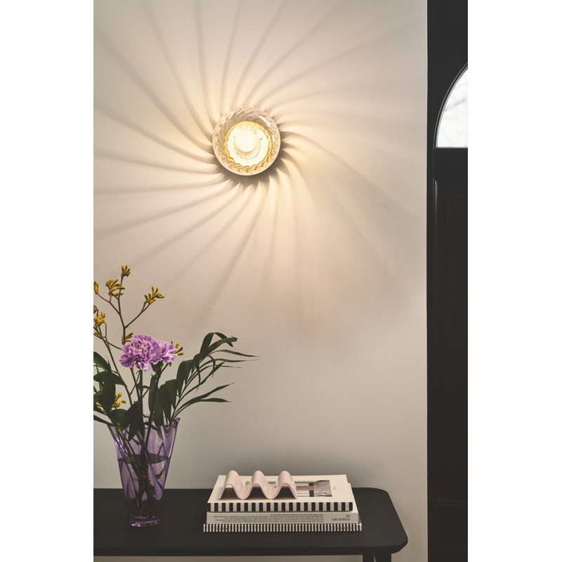 Chisell Flush Mounted Sconce