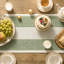 Chemin de table rustique vert sauge, tissu de macramé saisonnier