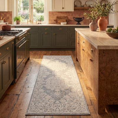 Calidia Oriental Light Gray/Cream Area Rug
