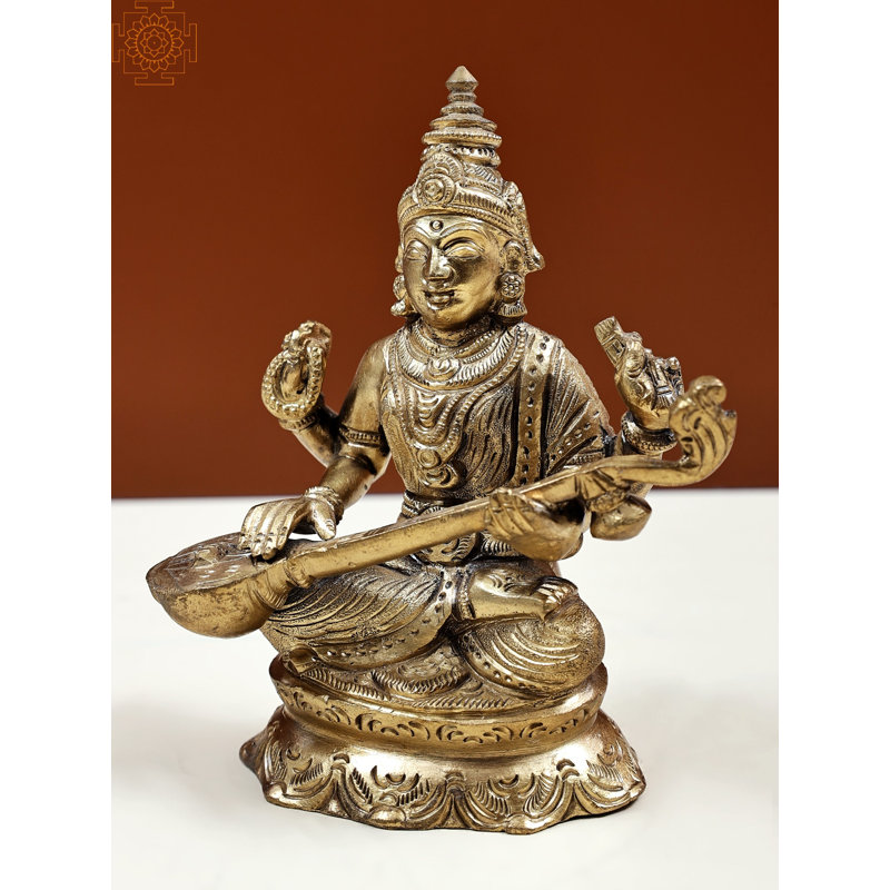 Statue de table petite déesse 5 "faite à la main Saraswati