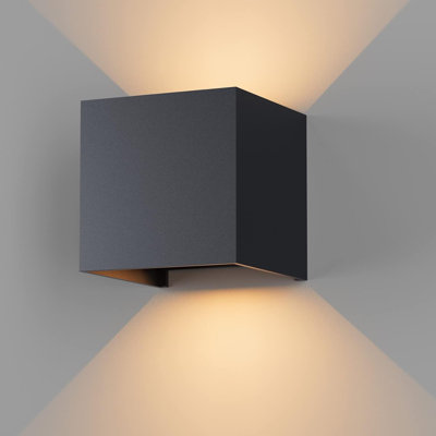 Matthea Up & Downlight