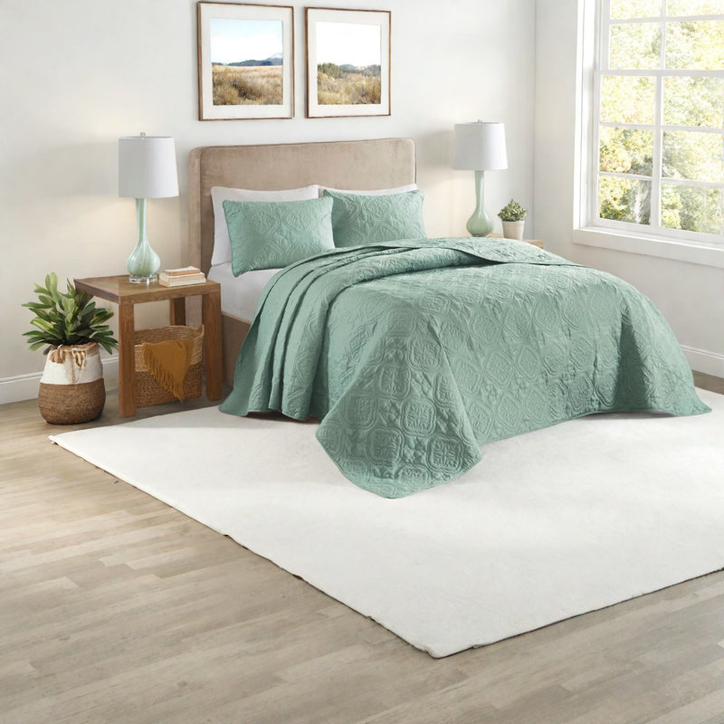 Reversible Microfiber Bedding Set, Green Medallion Pattern For Bedroom