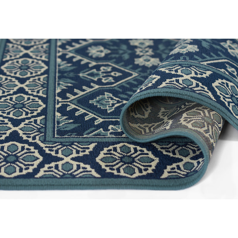 Tapis bleu marine en polypropylène tissé à la machine Jaymeir, Rectangle 3 pi 11 po x 5 pi 7 po
