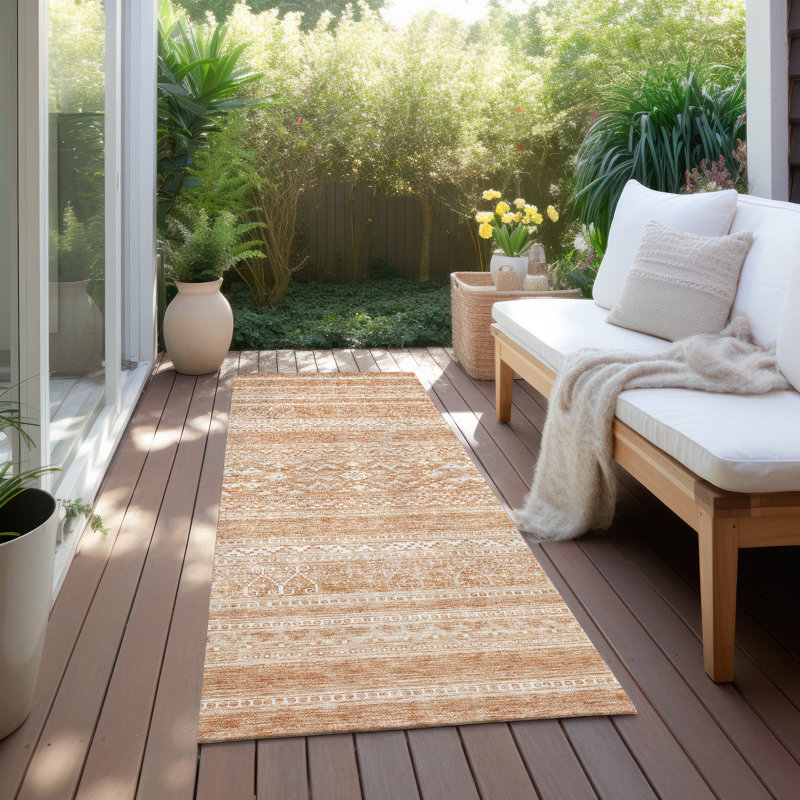 Nache Washable Southwestern Indoor / Outdoor Rug, Runner 2'3" x 7'6"