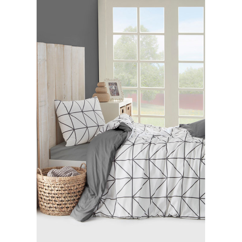 Cotton Geometric Shapes Duvet Cover, 61" x 79" Duvet Cover + 1 Standard Pillowcase