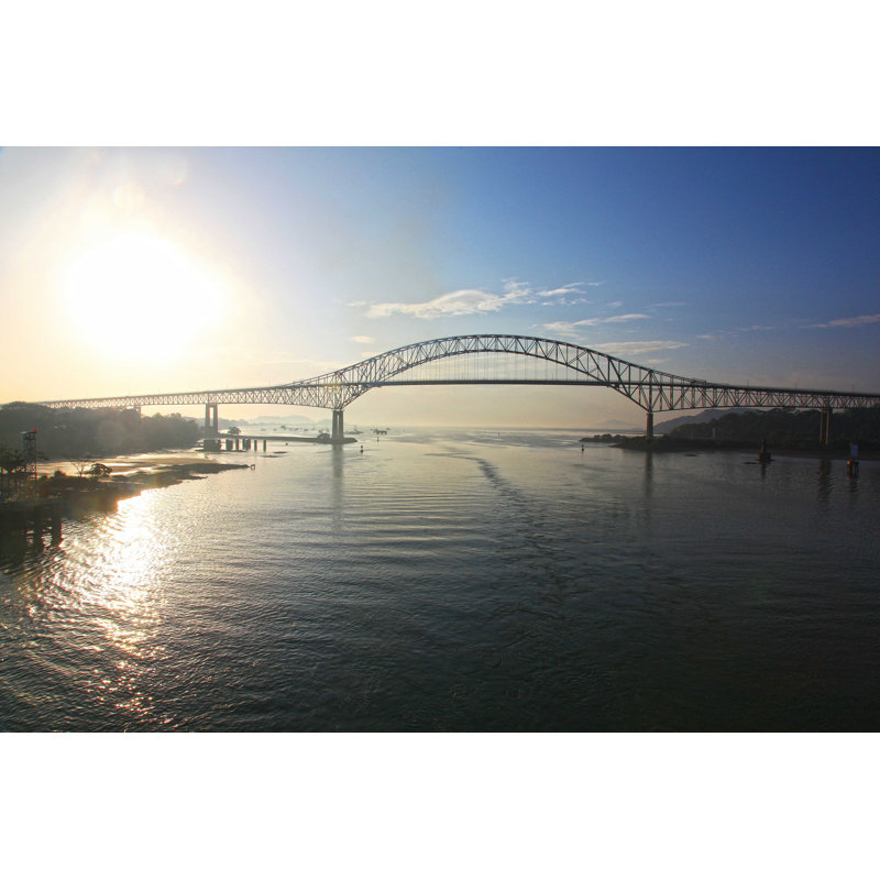 Lever de soleil derrière le pont - Photographie sur toile tendue, L 12 po x H 8 po