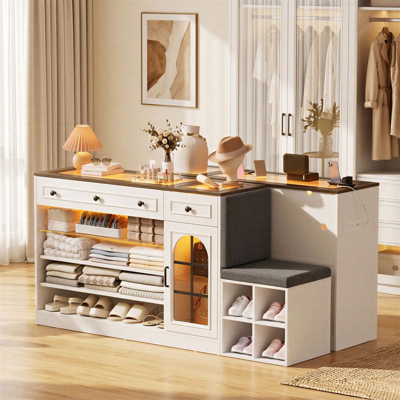 Îlot de garde-robe avec plateau en verre et armoire de chambre à coucher avec tablette en verre