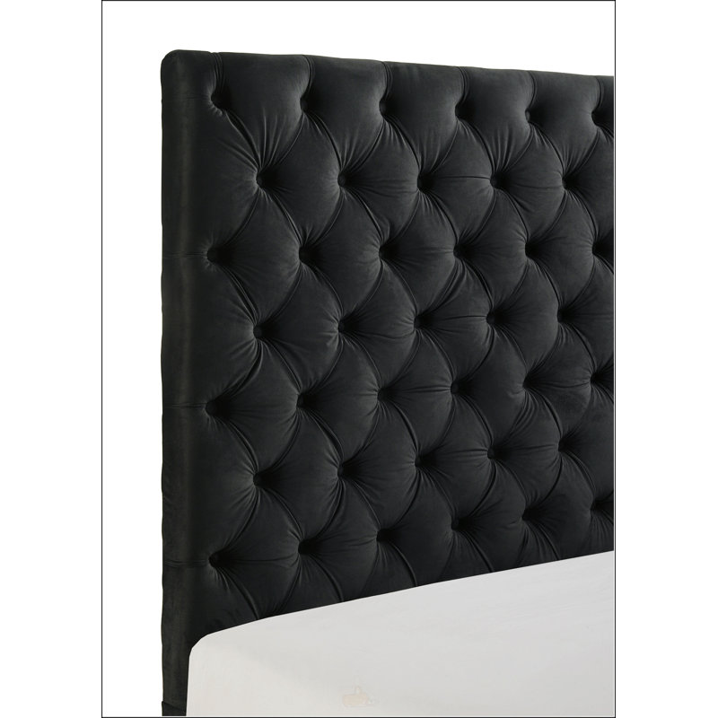 Luxurious King Size Bed