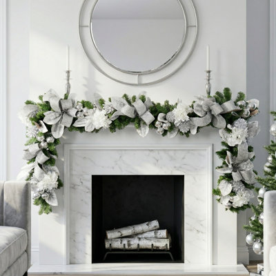 9' Holiday Garland with Hydrangeas and Bows