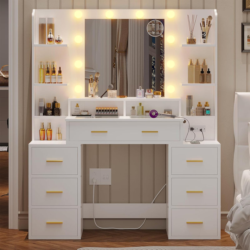 Brooklet Vanity, White