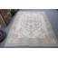 Tapis turc en laine beige et rétro fait à la main avec un élégant motif géométrique pastel