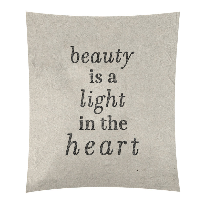 Tapisserie en polyester en citation de beauté, H 60 po x l 51 po, Blanc / noir