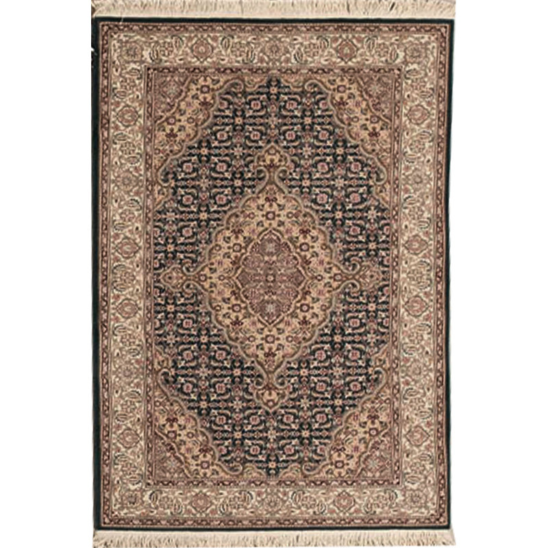 Tapis vert et ivoire noué à la main de haute qualité