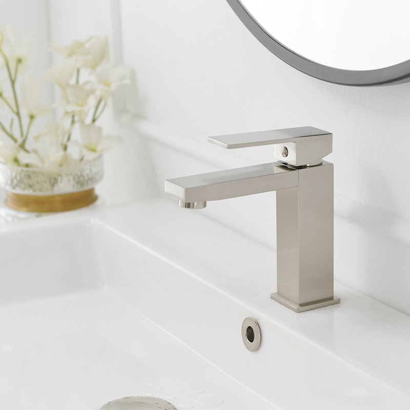 Single-Hole Single-handle Bathroom Faucet with Drain Assembly, Brushed Nickel